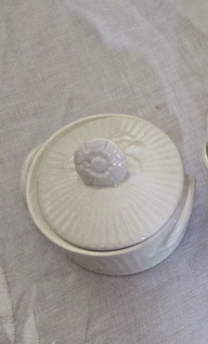 Leedsware creamware round - creamware,