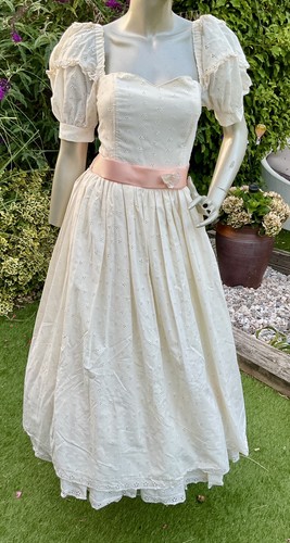 Vintage 1980 cream - vintage,