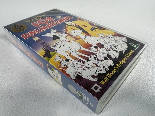 Retro walt disney classics - walt,