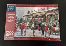 WHSmith CHRISTMAS TREE MARKET