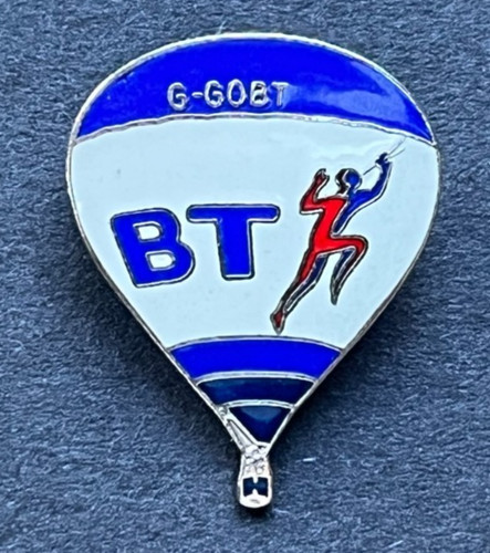 Hot air balloon pin badge - air,