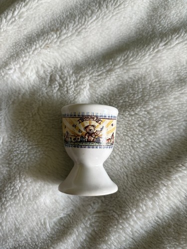 Rambling ted vintage - egg, cup