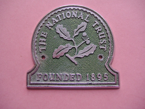 National trust metal car badge - national,