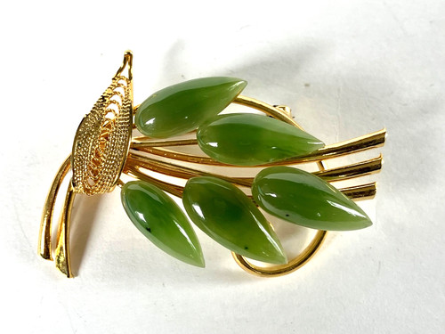 Vintage green jade flower gold - vintage,
