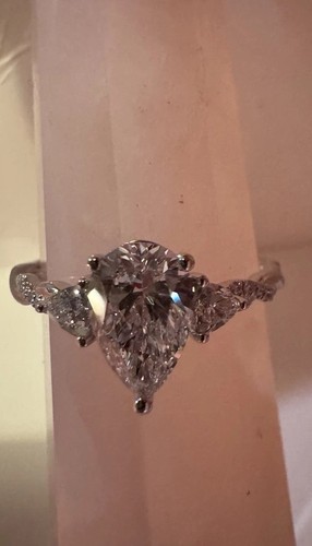 Lab created stunning diamond - lab,