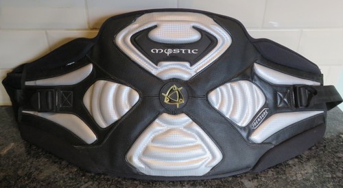 Mystic kitesurfing kite - mystic,