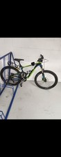 2016 Giant Anthem  27.5 2 Full Suspension Mountain Bike. Size M