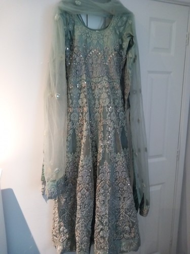 Long fancy gown - long,