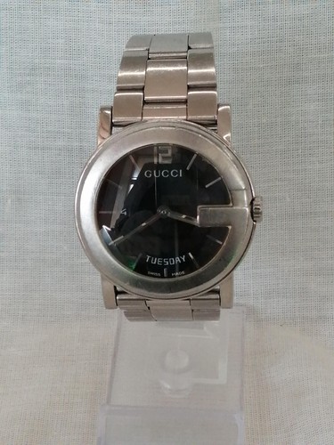 Round model 101m gucci - g,