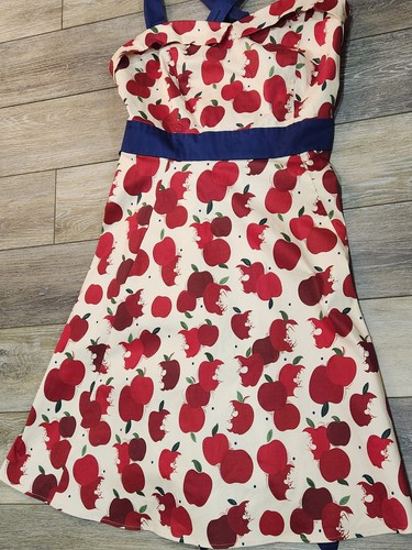 Disney parks dress shop snow - parks,