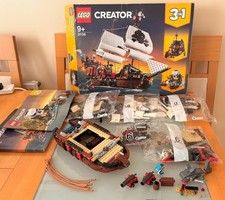LEGO Creator 3 in 1 Pirate Ship Set 31109 (incomplete pls read) - T28