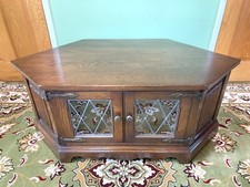 Old Charm Corner TV Cabinet / Stand in Light Oak colour – model no.2084.