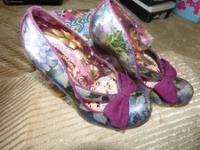 BOXED GORGEOUS IRREGULAR