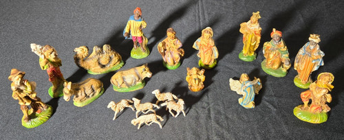 Vintage piece nativity set - 19,