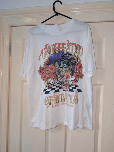 Bershka white graphic shirt - graphic, t-shirt