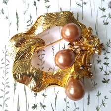 Flower Brooch Pin Bronze Tone