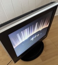 UMC L15F08N01G-790 LCD TV DVD, 12V Power Supply, Scart - No remote 