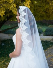 Long Ivory White Wedding Veil Bridal Mantilla Night Wedding Party Cathedral veil