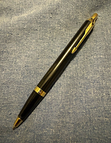 Parker black plastic - parker, pen