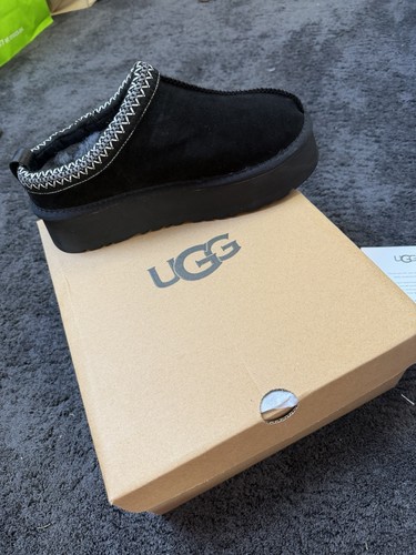 Ugg dakota women - women’s, black