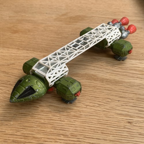 Dinky space 1999 eagle - space,
