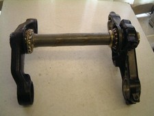 HONDA CBX750 FE CBX750FE  - STEERING TOP & BOTTOM YOKES. - 39mm