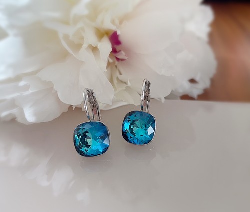 Dangle square 8mm peacock blue - dangle,