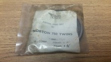 NORTON COMMANDO 750 040