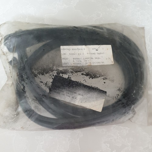 Jaguar type bonnet - jaguar, landing