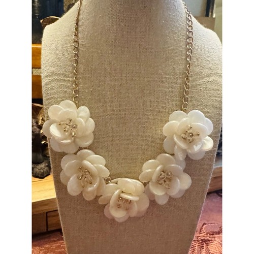 Vintage white lucite flower - lucite,