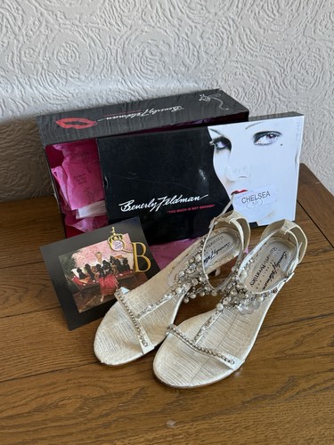 Boxed beverly feldman - beverly,
