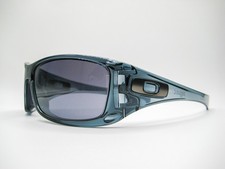 New Authentic Oakley