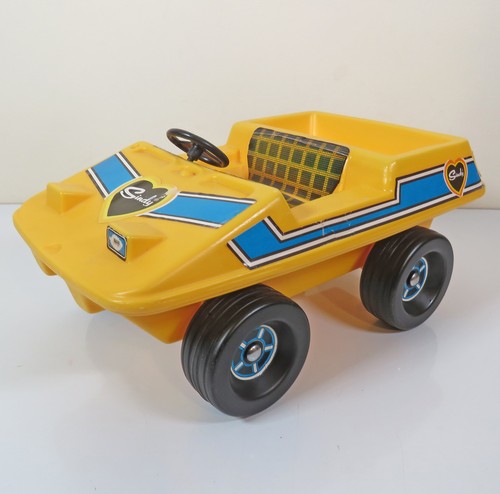 1970s vintage sindy doll beach - vintage,