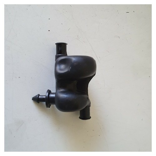 Engine pipe fitting - pipe, yamaha
