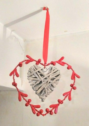 Wall hanging art red - art, heart