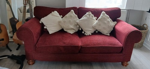 Traditional style burgundy - style,