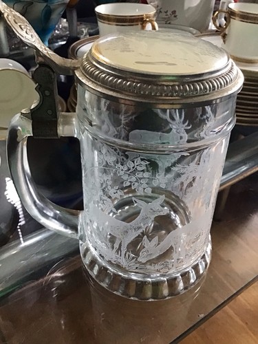Beer mug with tin lid - tin, deer