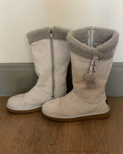 Ugg women size plumdale - size, 7