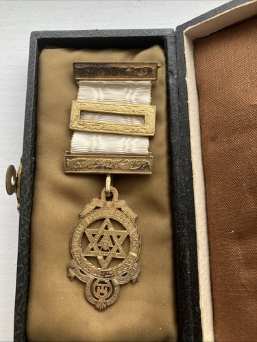 Masonic vintage medallion - vintage,