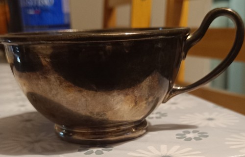 Brass cups 1153g - 4,