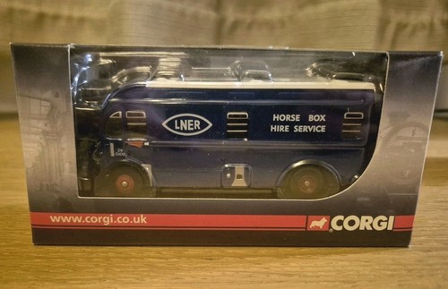 Corgi trackside dg213000 - trackside,