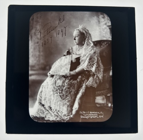 Royalty queen victoria - royalty.,