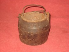 Vintage small cast iron glue pot