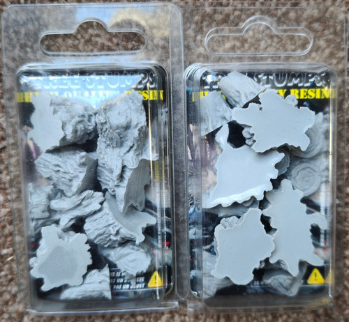 Small tree stumps - small,