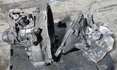 Manual gearbox - manual,