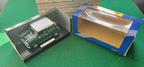 Scale classic car - classic,