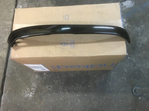 Vespa 125 rear side panel - 125,