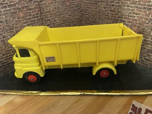 Triang jumbo bmc tipper - triang,