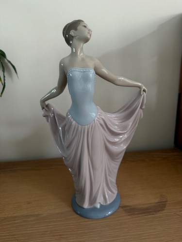 Rare lladro porcelain figurine - lladro,