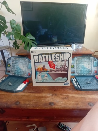 Hasbro battleship classic - hasbro,
